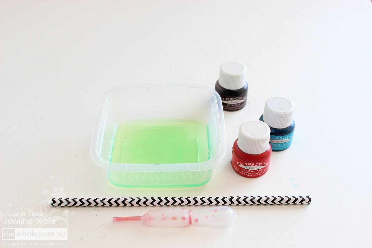 Easy DIY Frame - Using bubble art for a quirky look.